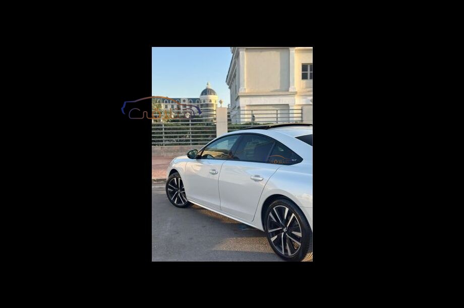 508 Peugeot أبيض