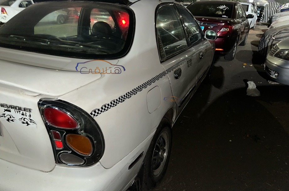Lanos Chevrolet أبيض