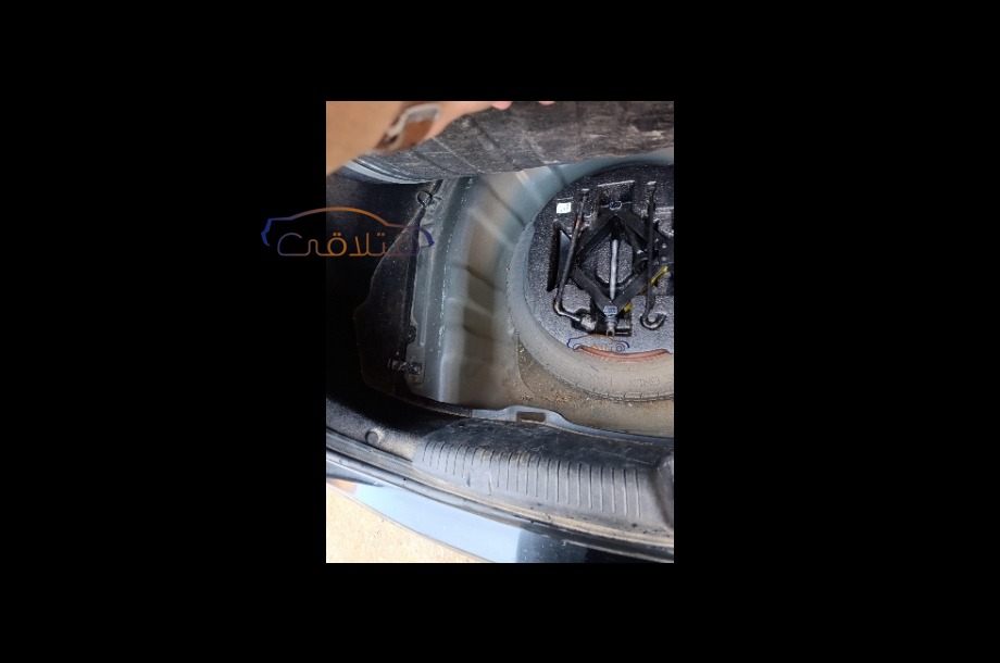 Avante Hyundai Black