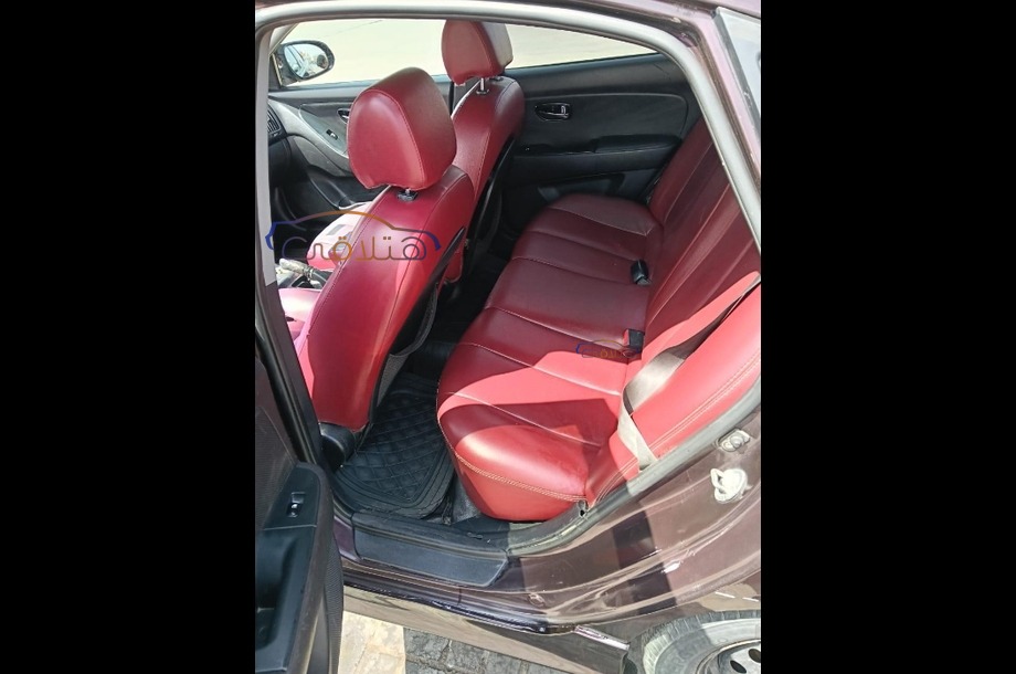 Elantra HD Hyundai باذنجاني