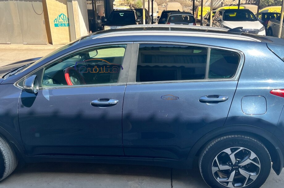 Sportage Kia الأزرق الداكن