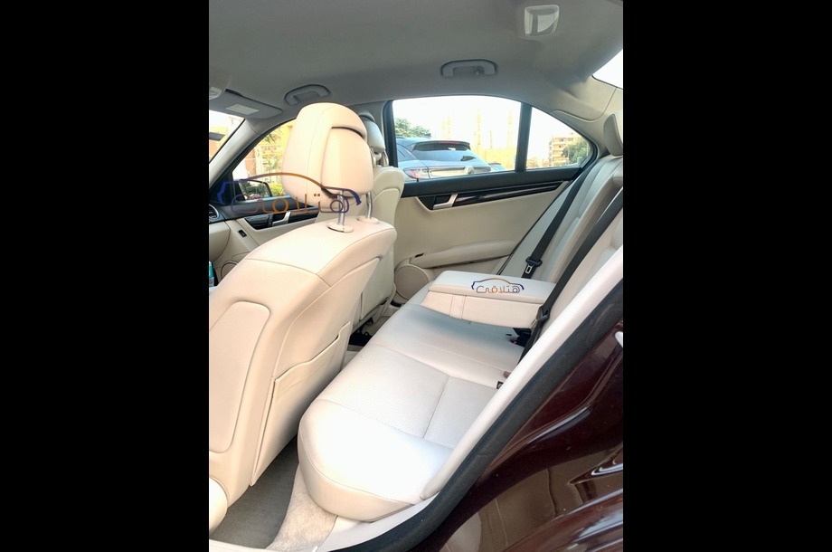 C 250 Mercedes بني