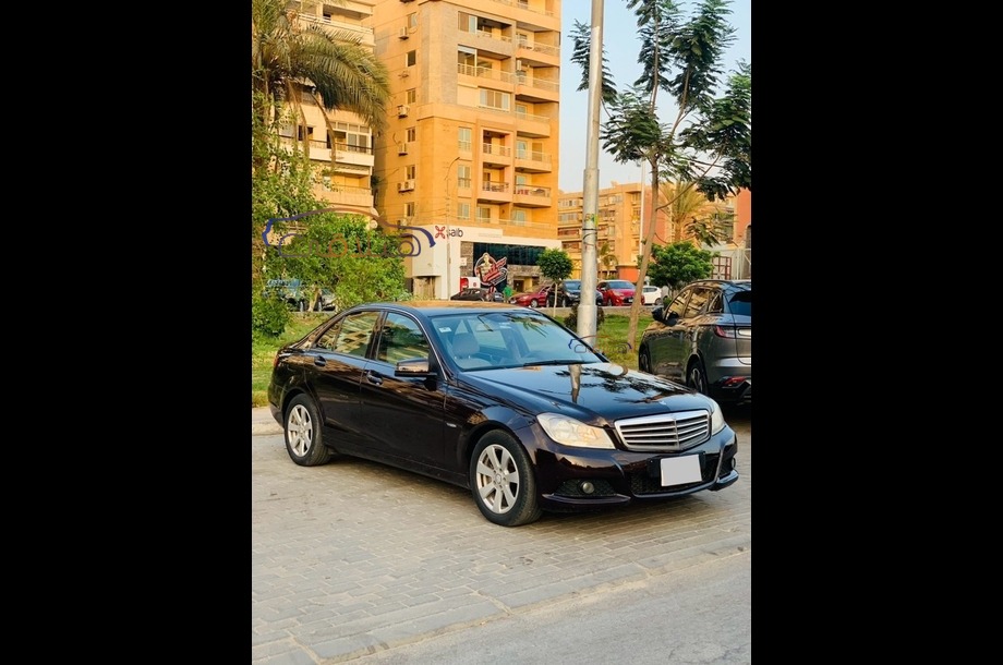 C 250 Mercedes بني