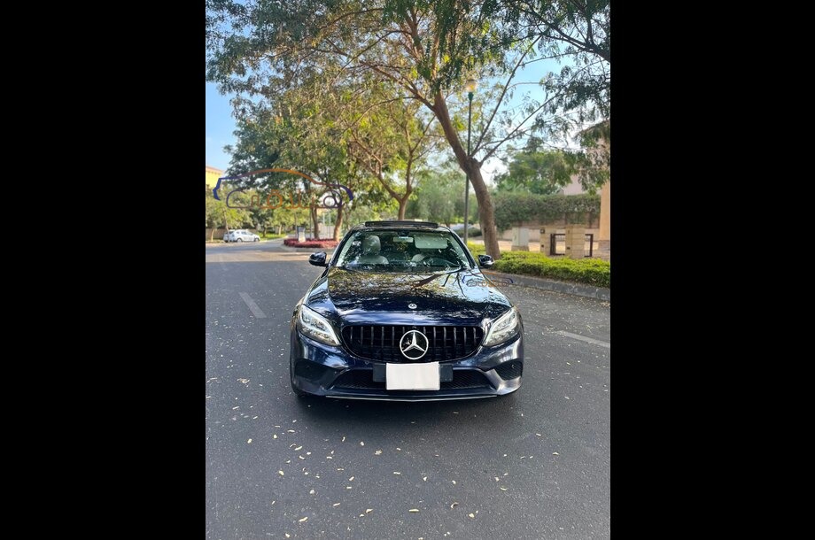 C 180 Mercedes Dark blue