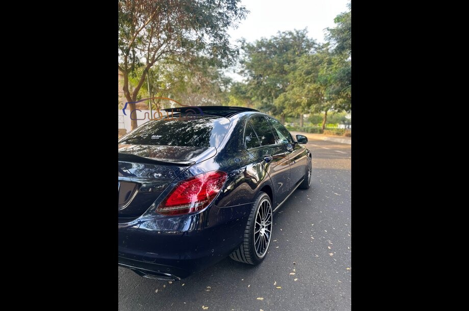 C 180 Mercedes Dark blue
