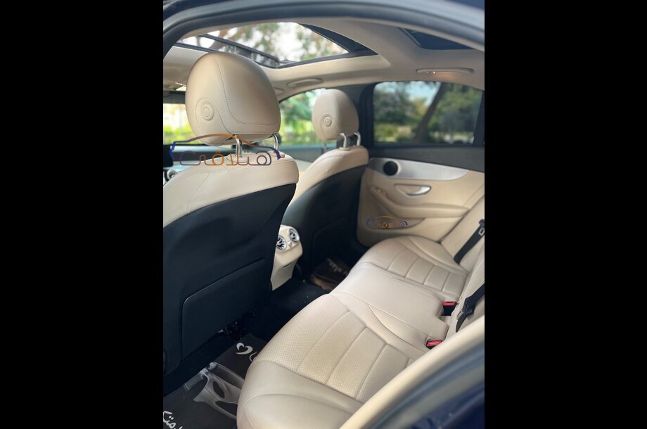 C 180 Mercedes Dark blue