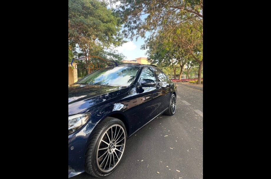 C 180 Mercedes Dark blue