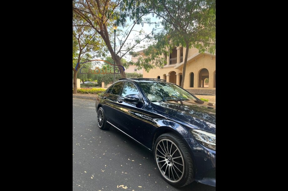 C 180 Mercedes Dark blue