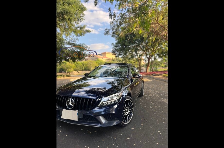C 180 Mercedes Dark blue