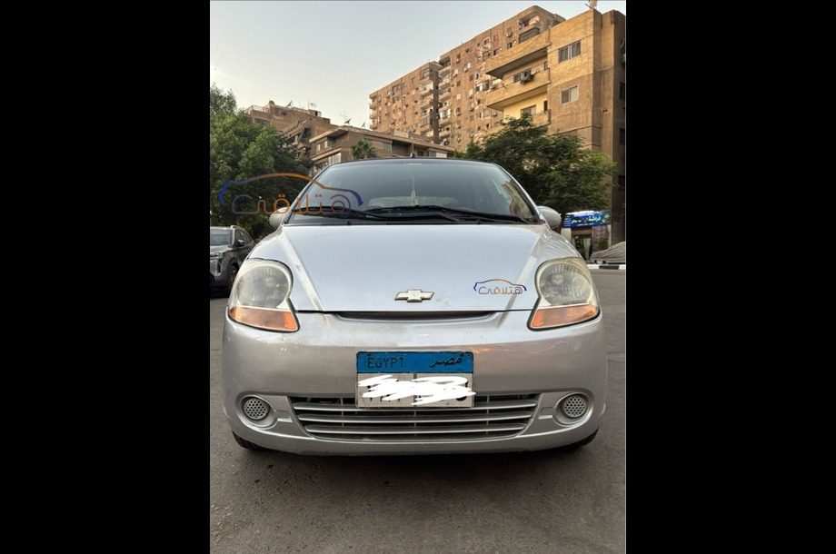 Spark Chevrolet فضي