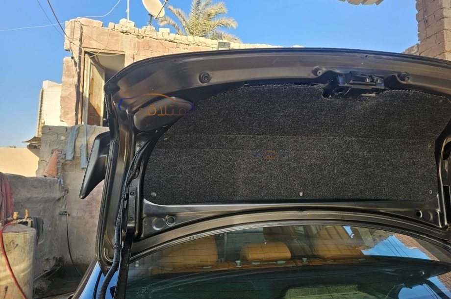 Corolla Toyota أسود