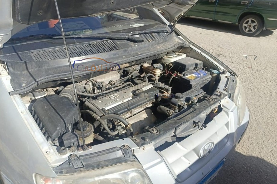 Matrix Hyundai فضي