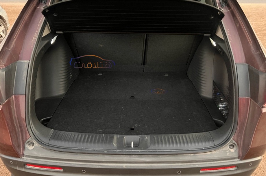 ZRV Honda احمر غامق