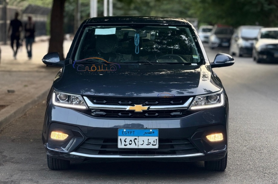 Optra Chevrolet الأزرق الداكن