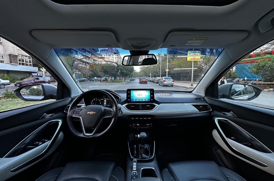 Captiva Chevrolet فضي