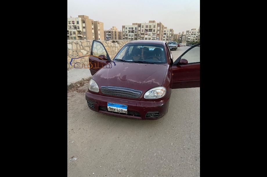 Lanos Chevrolet Dark red