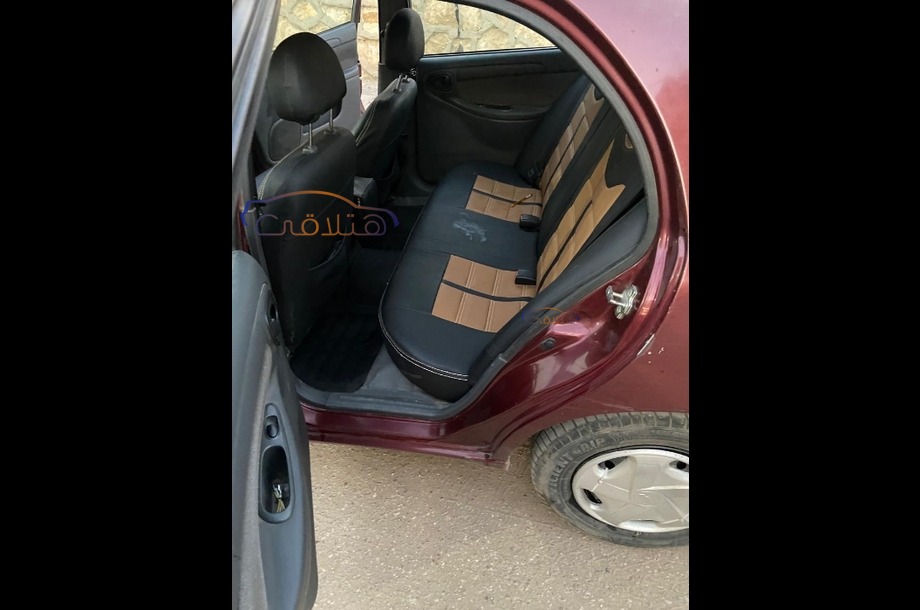 Lanos Chevrolet Dark red