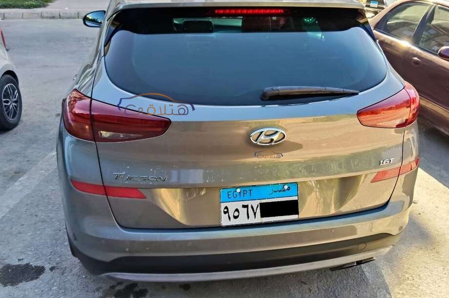 Tucson Turbo Hyundai فضي