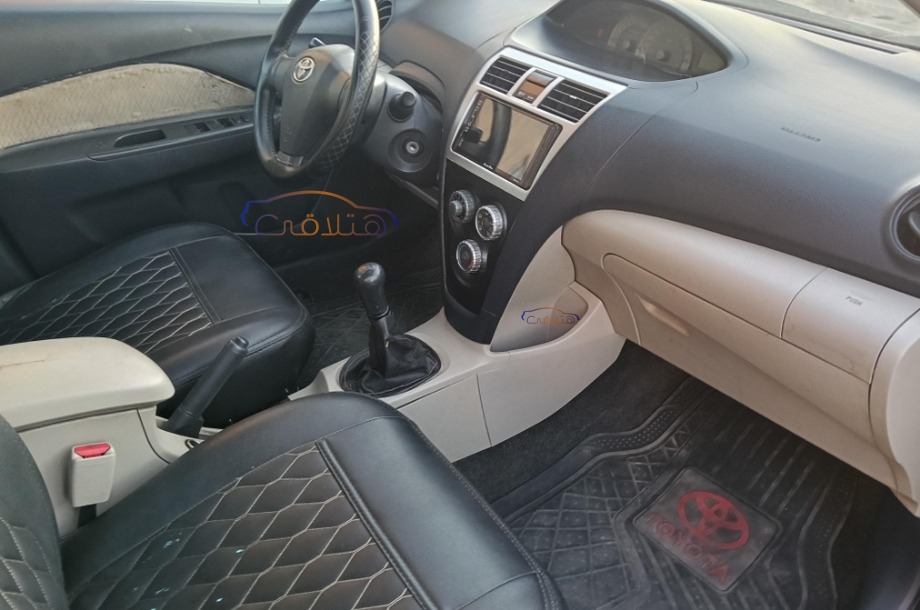 Yaris Toyota فيراني
