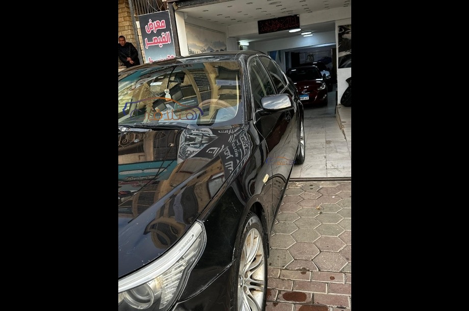 523 BMW أسود