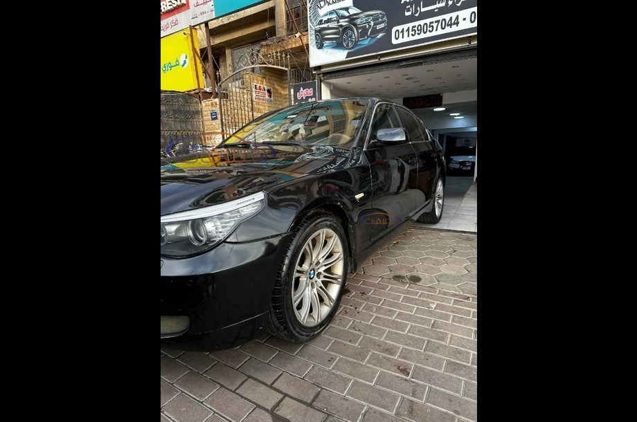 523 BMW أسود