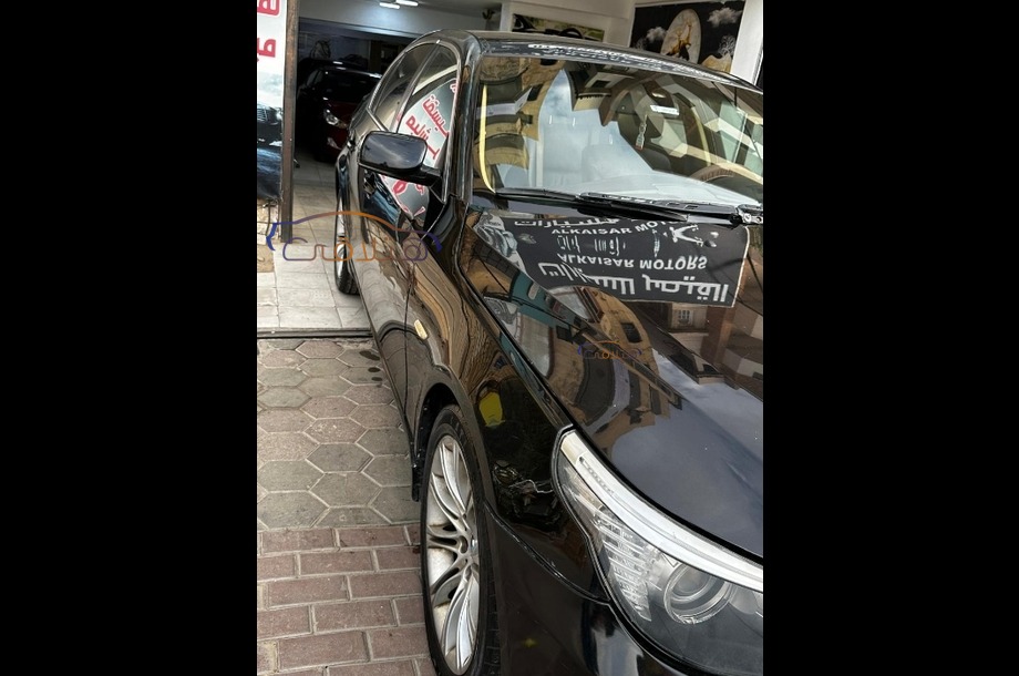 523 BMW أسود