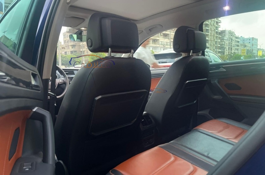 Tiguan Volkswagen Dark blue