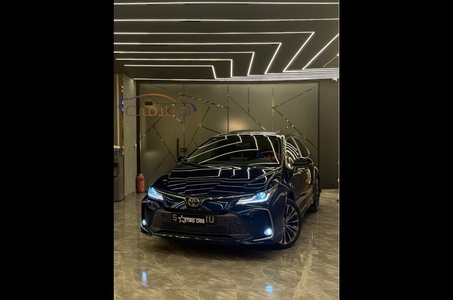 Corolla Toyota Dark blue