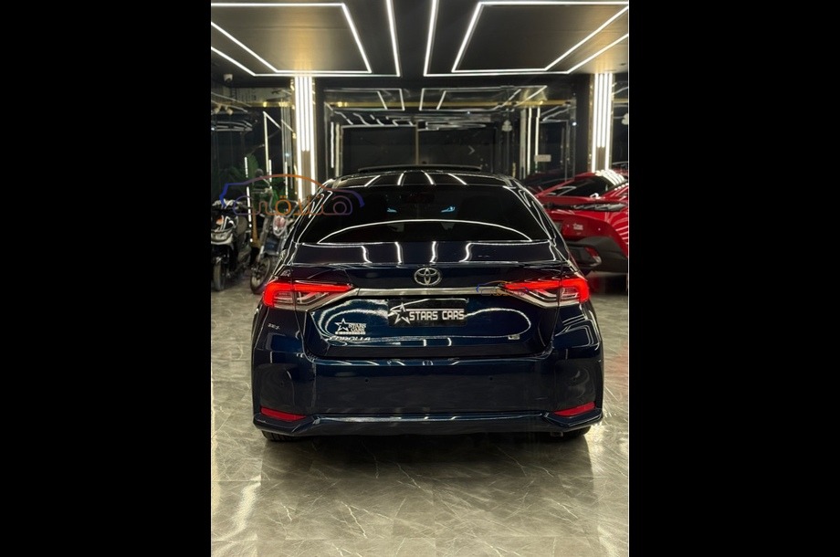 Corolla Toyota Dark blue