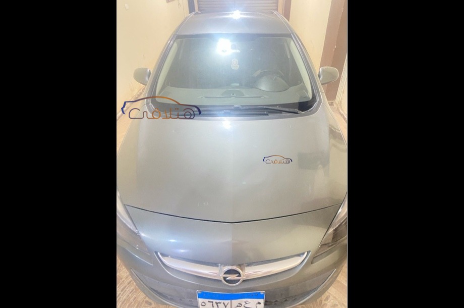 Astra Opel رمادي