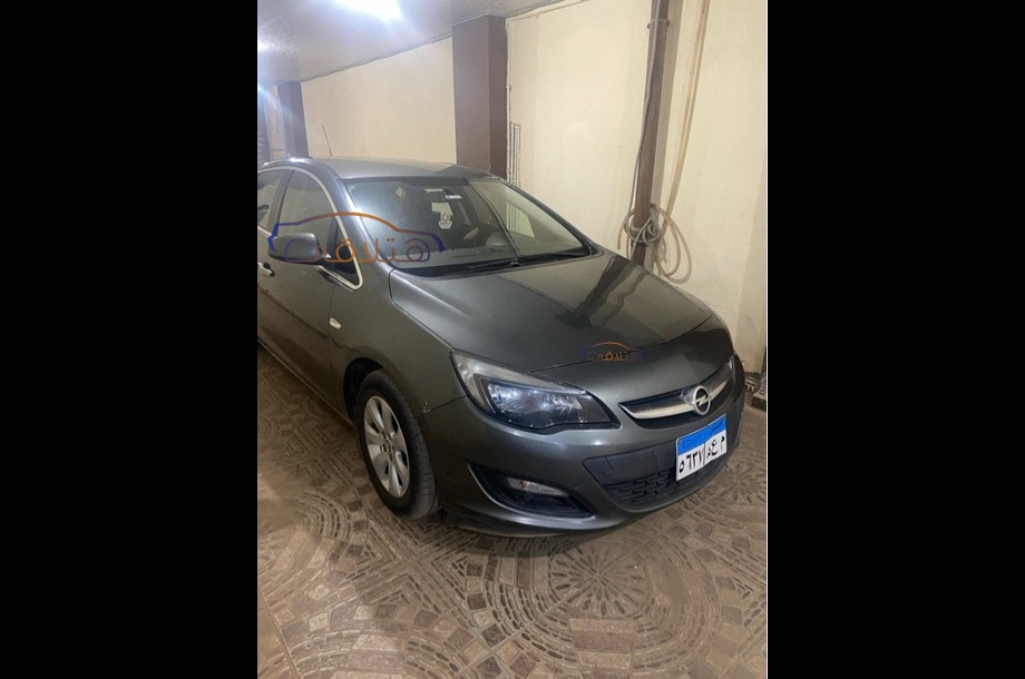 Astra Opel رمادي