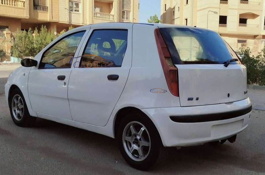 Punto Fiat White