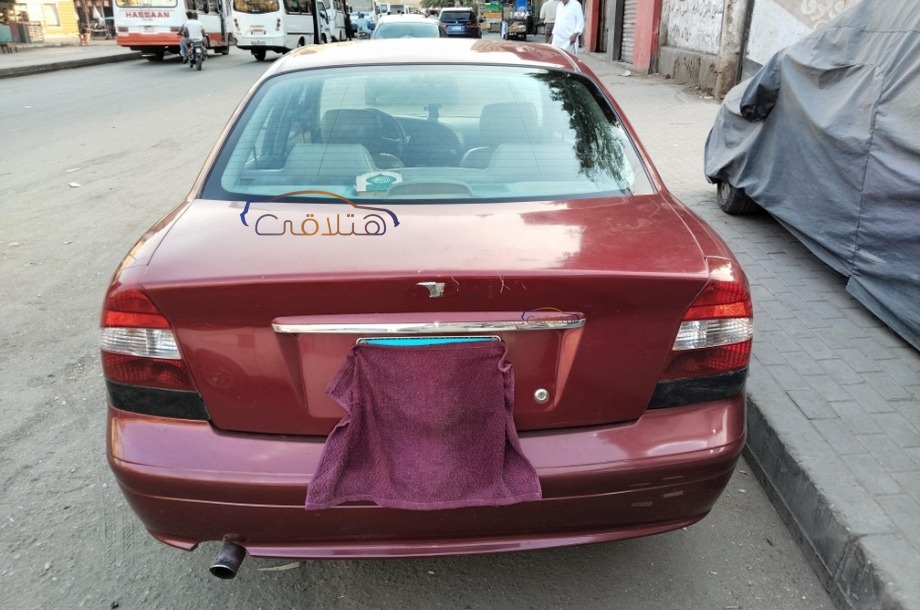 Nubira 2 Daewoo Dark red