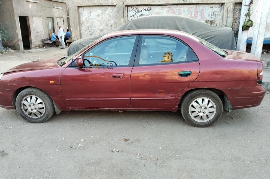 Nubira 2 Daewoo Dark red