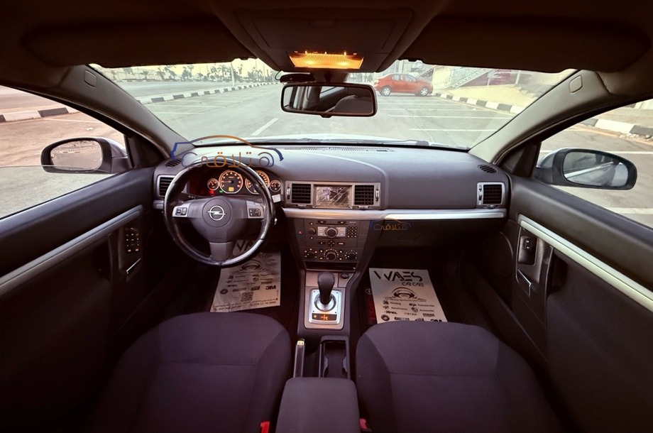 Vectra Opel سماوى