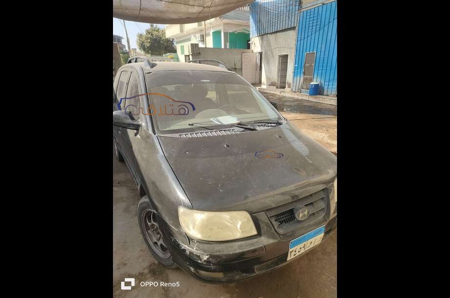 Matrix Hyundai أسود