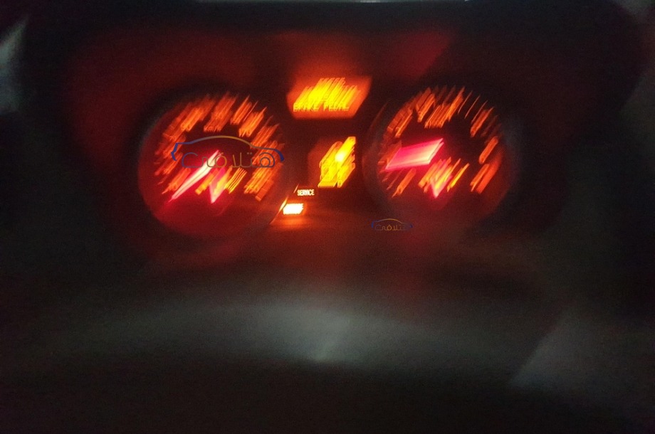 Megane Renault فضي