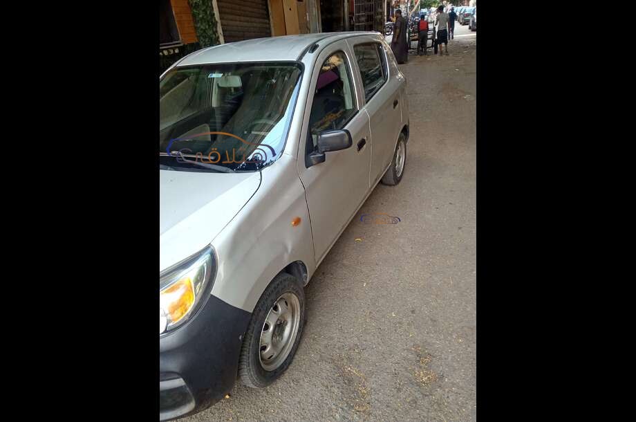Alto Suzuki فضي