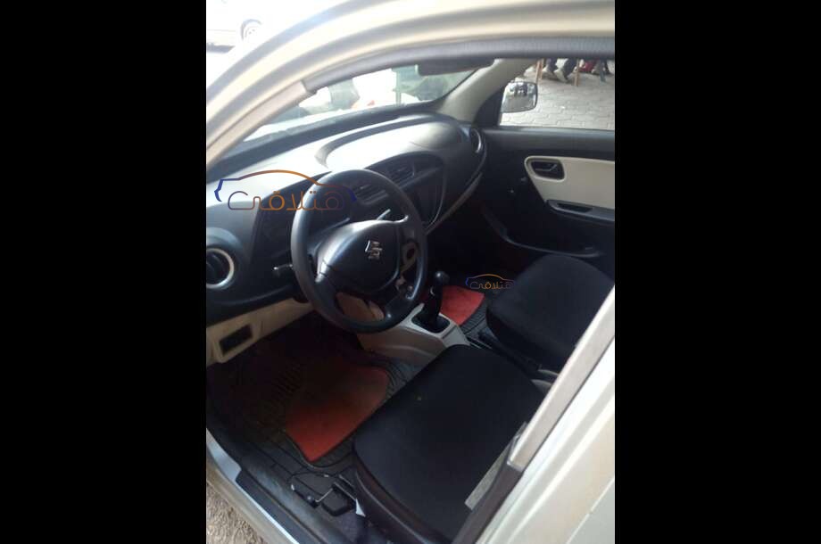 Alto Suzuki فضي