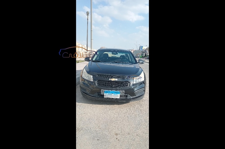 Cruze Chevrolet أسود