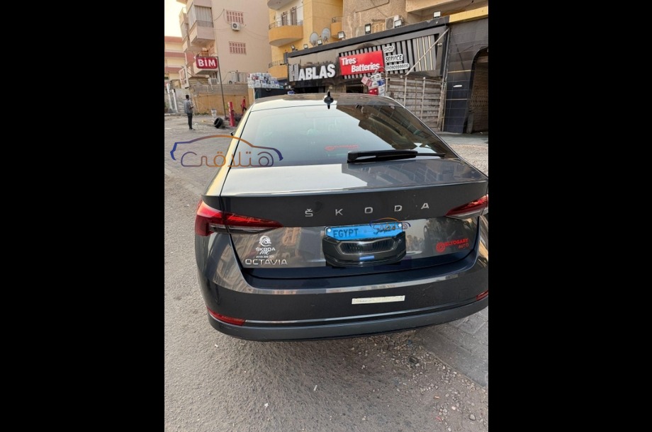 Octavia A8 Skoda رمادي