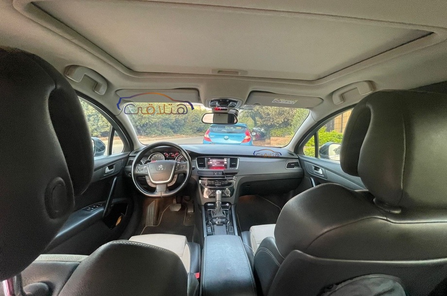 508 Peugeot أسود