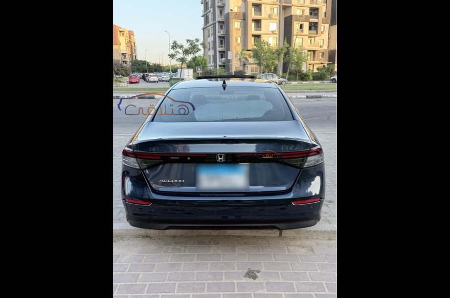 Accord Honda الأزرق الداكن