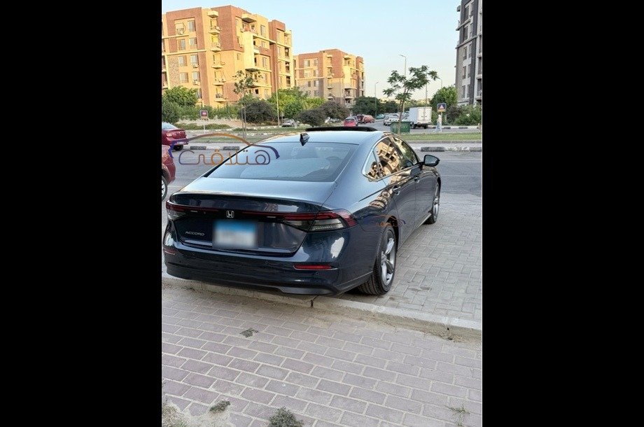 Accord Honda الأزرق الداكن