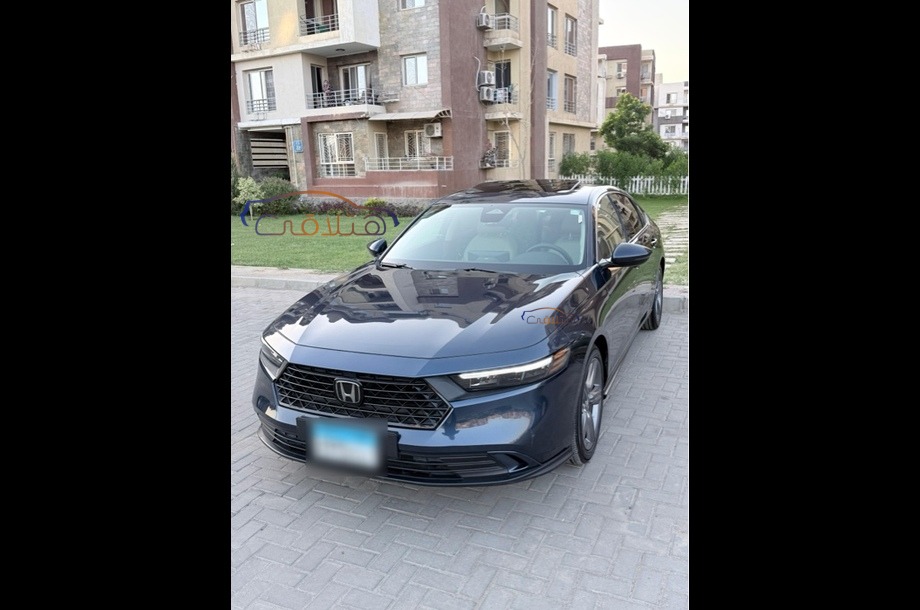 Accord Honda الأزرق الداكن