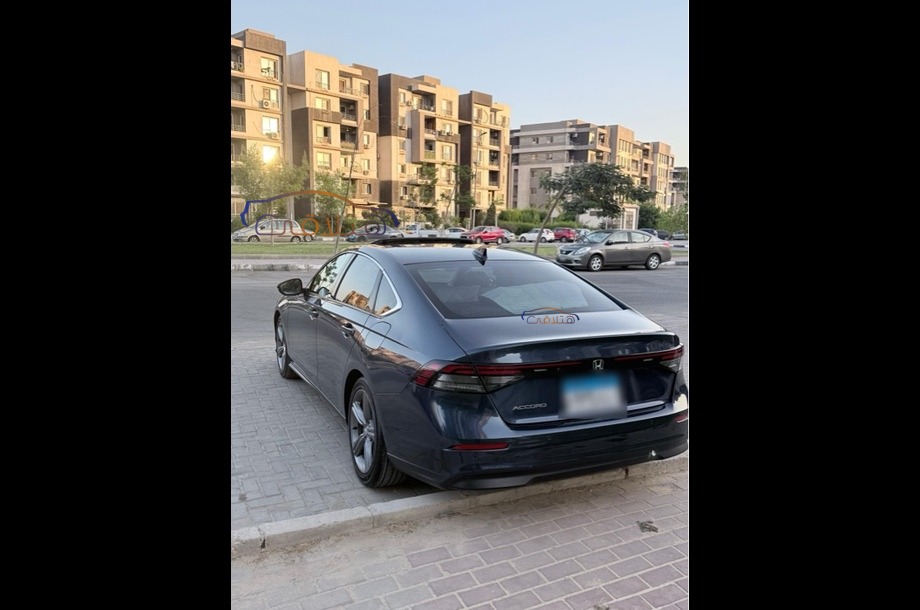 Accord Honda الأزرق الداكن