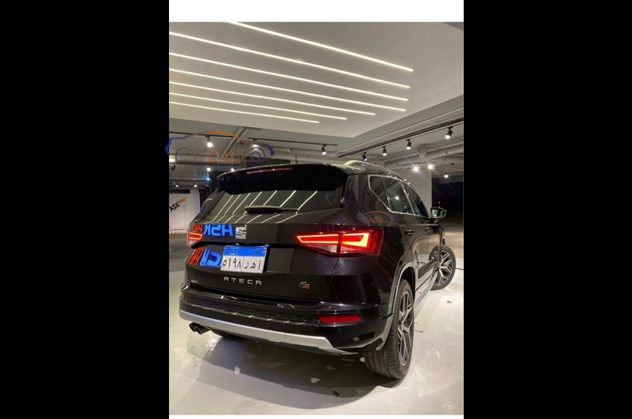 Ateca Seat أسود