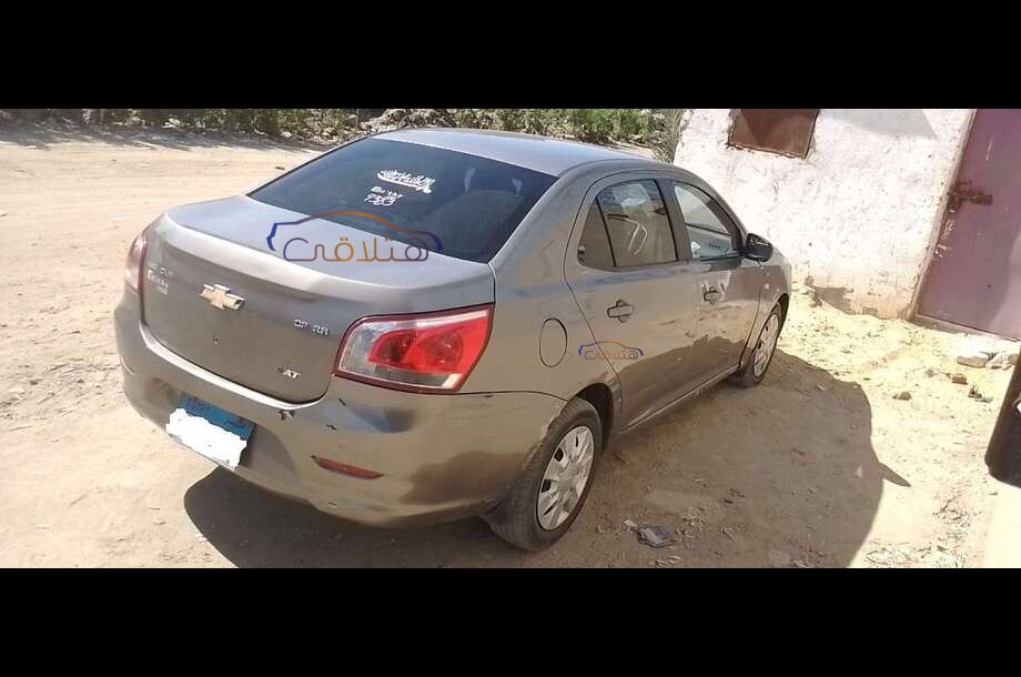 Optra Chevrolet بني