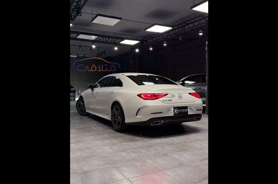 CLS Class Mercedes White