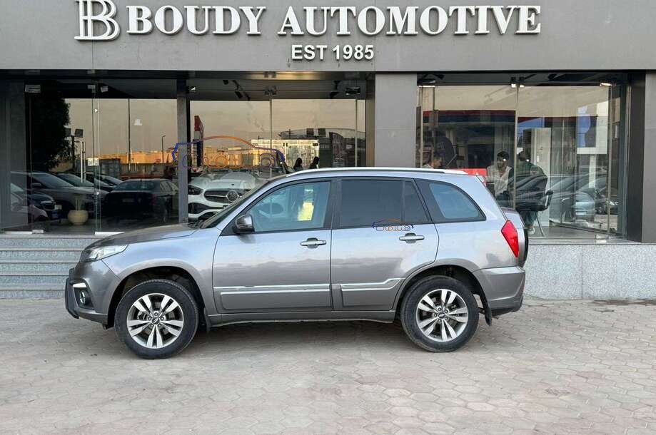 Tiggo 3 Chery رمادي